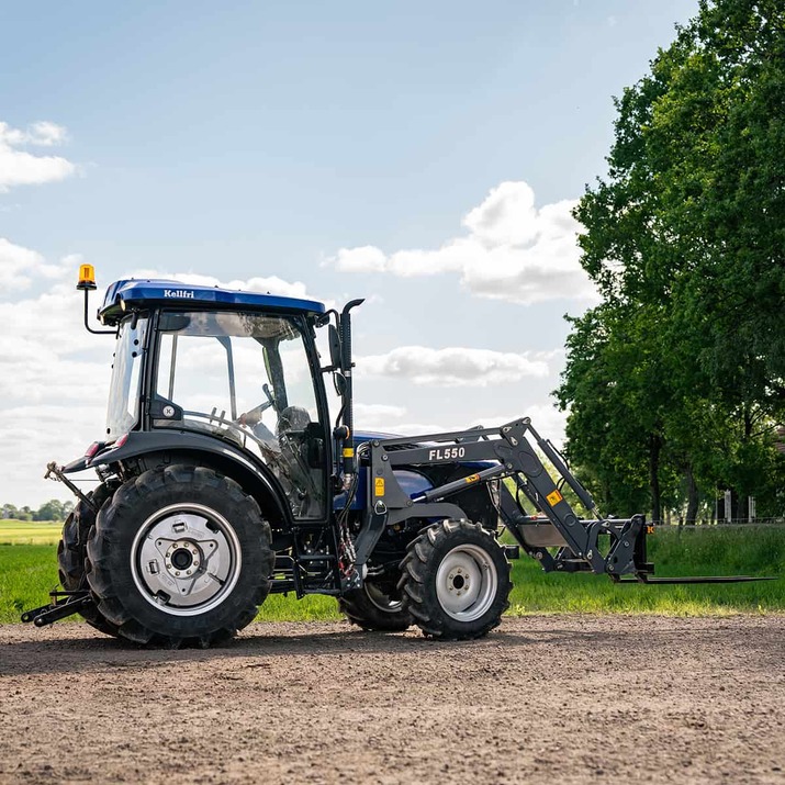 Frontlæsser til traktor T504H, inkl. betjeningsventiler