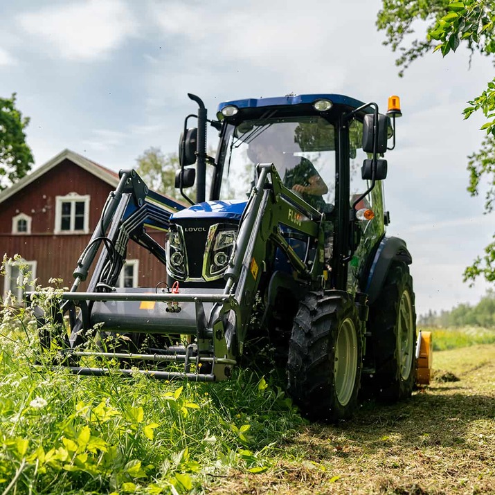 Frontlæsser til traktor T504H, inkl. betjeningsventiler