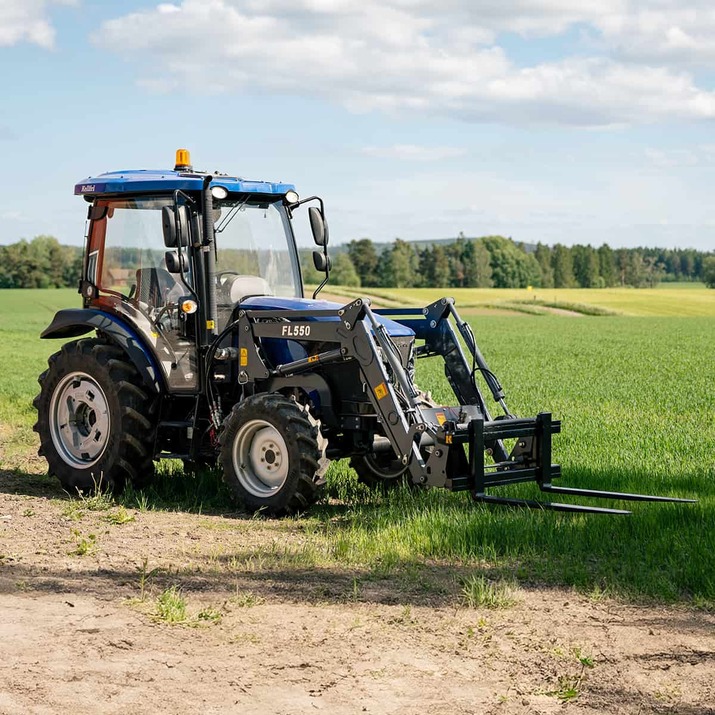 Frontlæsser til traktor T504H, inkl. betjeningsventiler