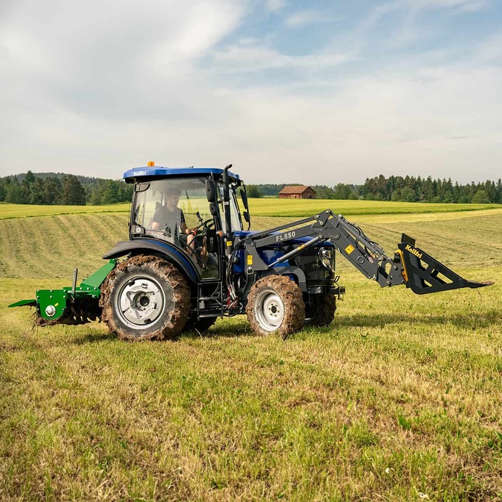 Frontlæsser til traktor T504H, inkl. betjeningsventiler