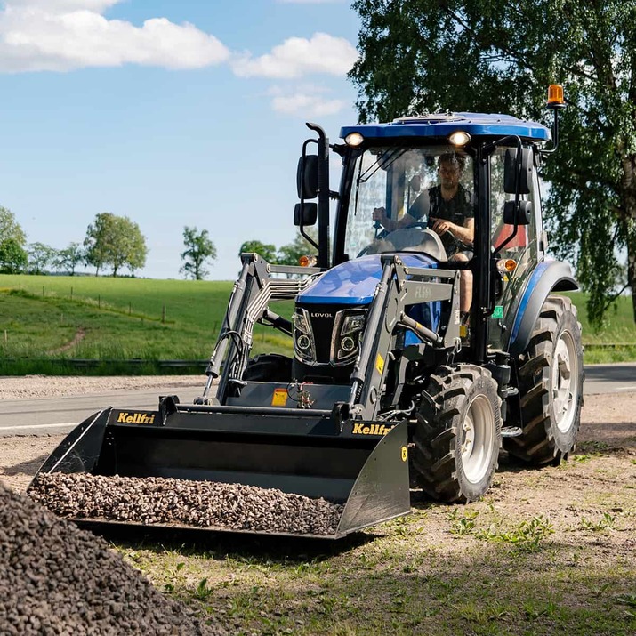 Frontlæsser til traktor T504H, inkl. betjeningsventiler